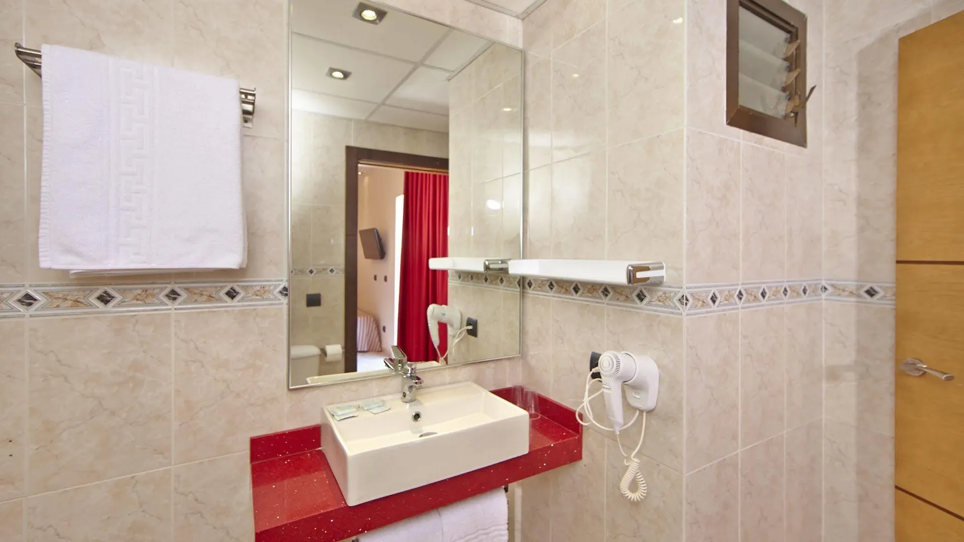 Hotel Mll Caribbean Bay El Arenal